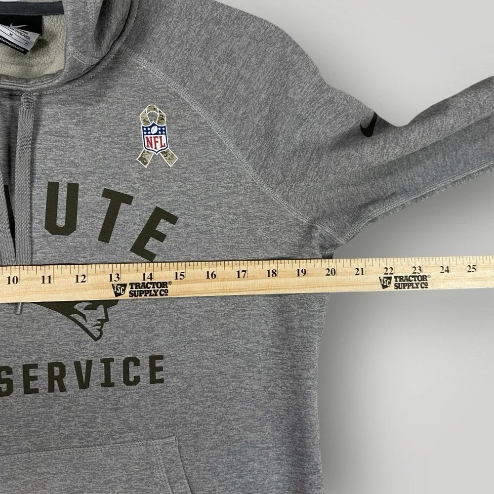 Nike Womens Md Salute To Service New England Patriots Football Hoodie Sweatshirt